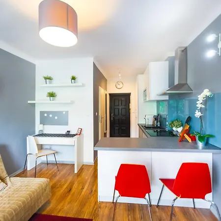 Cozy Studio Next To The Metro And City Center Warsaw Exterior photo