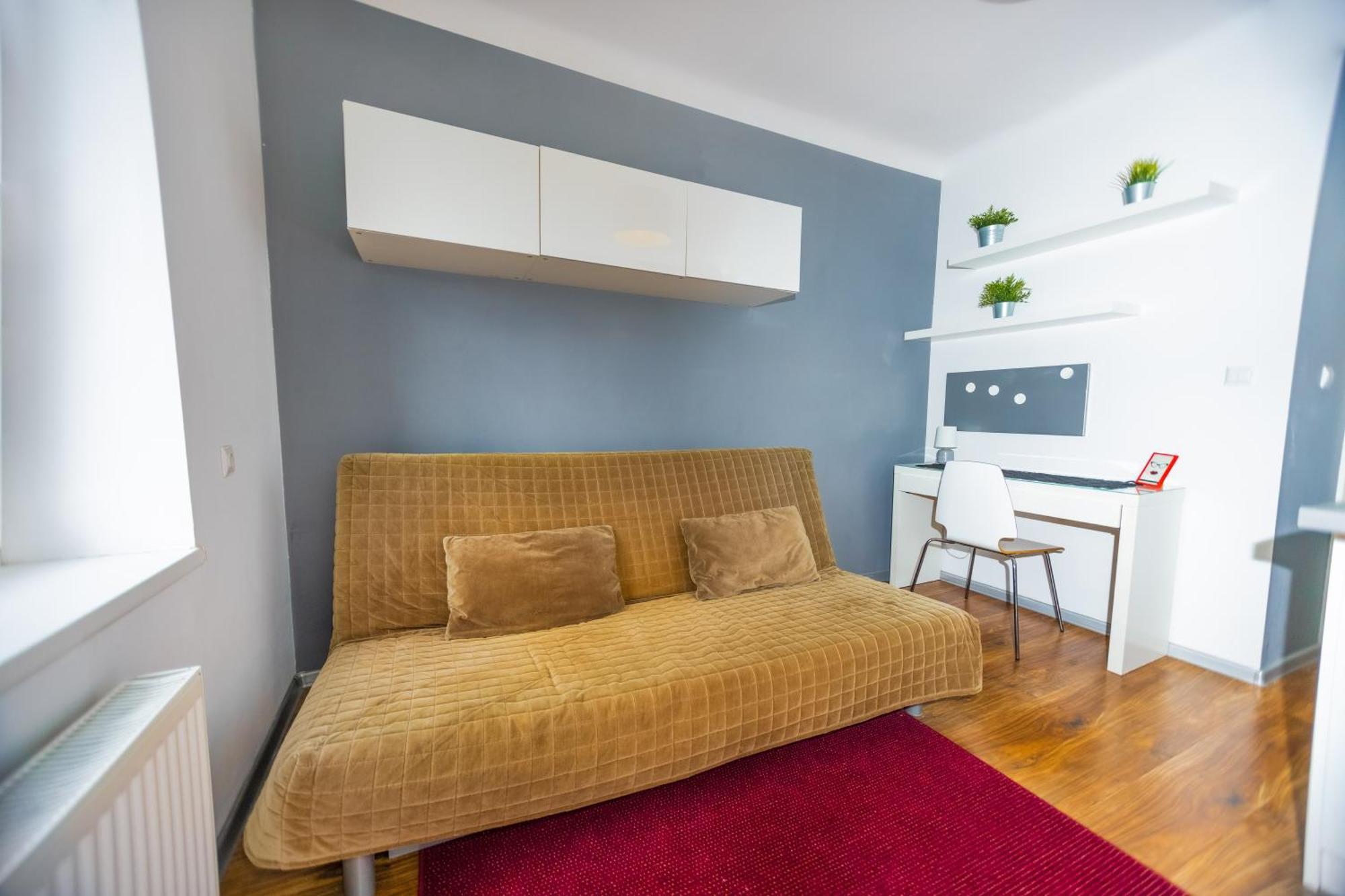 Cozy Next To The Metro And Center Warsaw